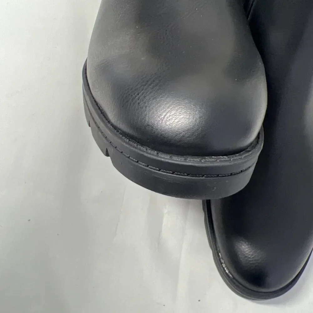 b.o.c. Black Ankle Booties elastic Sides Pull on Durable Soles New - Picture 2 of 10